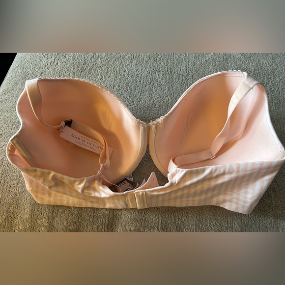 Victoria Secret Pink & White Bra 38DDD NWT - Picture 3 of 4